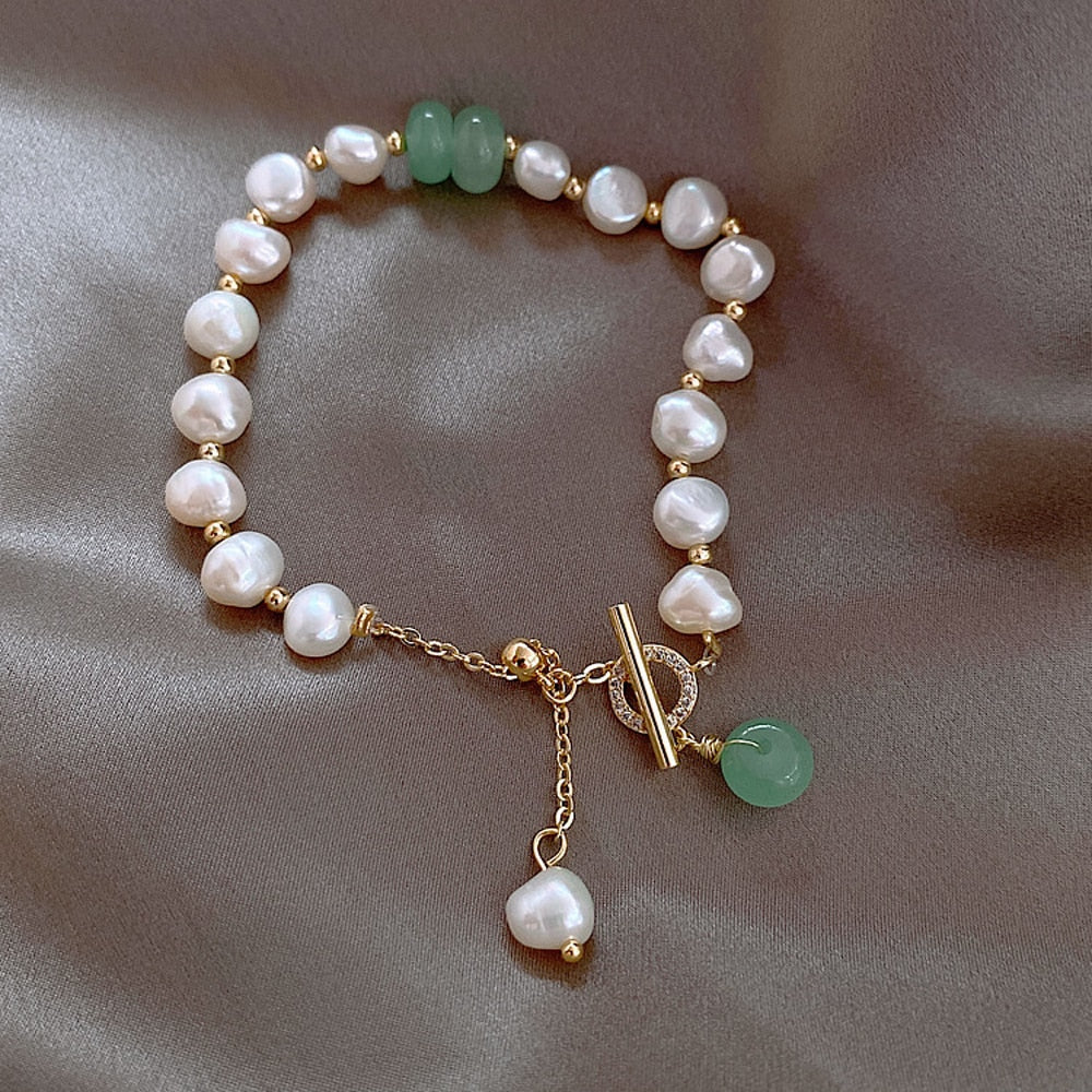 Bracelet with sea pearls
