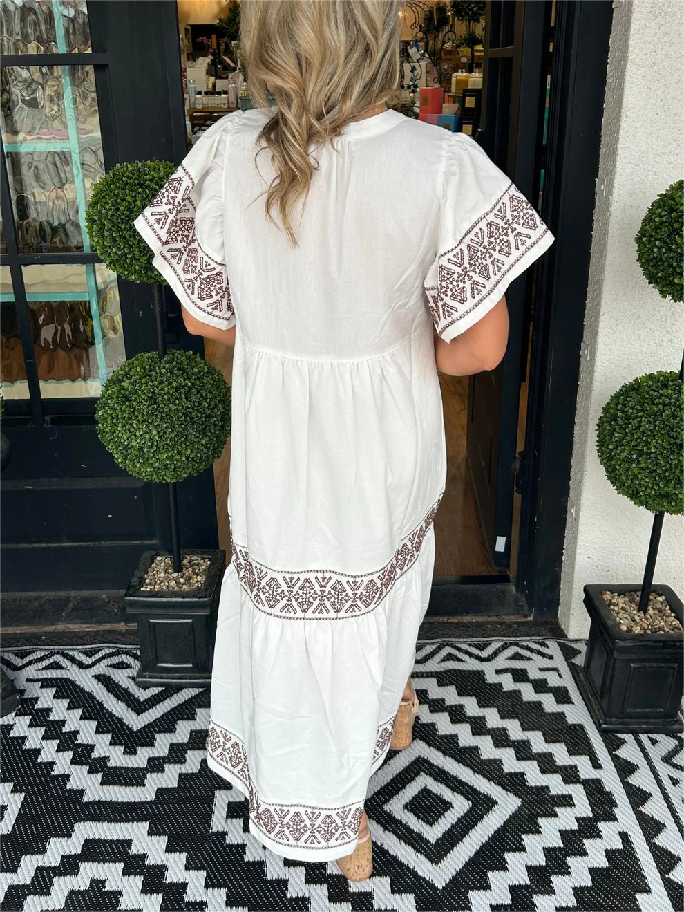 Elle | Flowing boho dress with V-neck