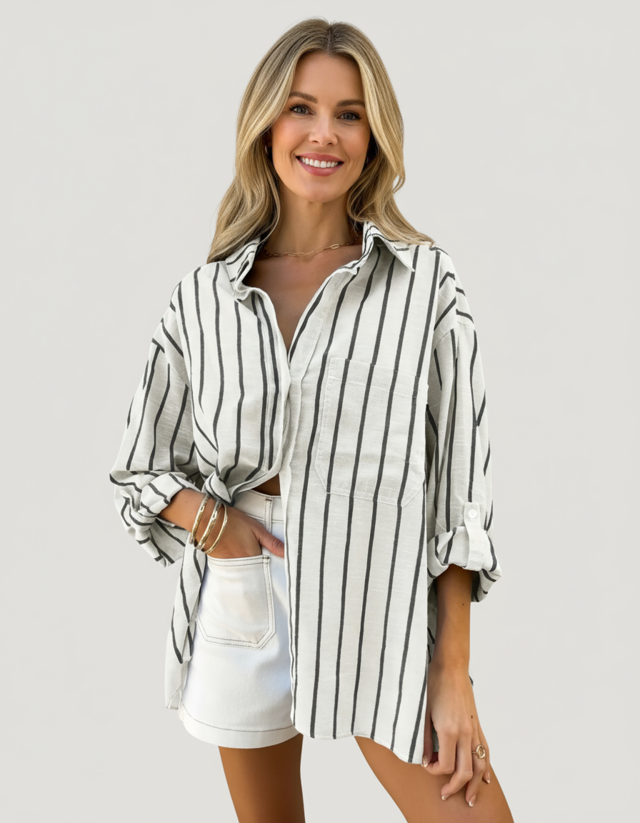 Elle | Oversized striped shirt