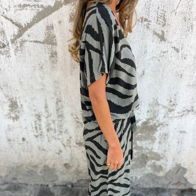 Elle | Loose zebra 2-piece set