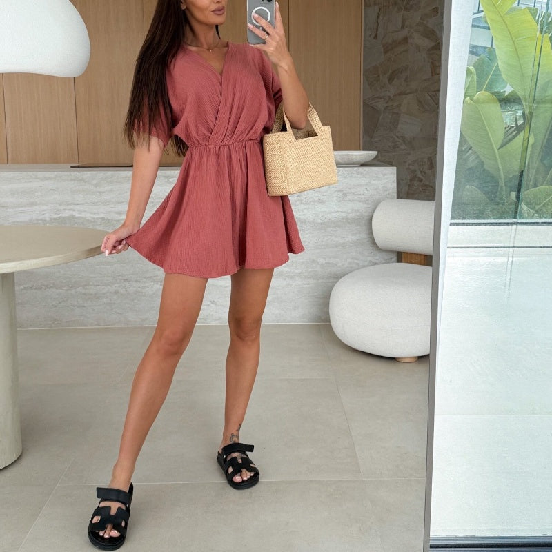 Elle | Short summer dress with sweetheart neckline