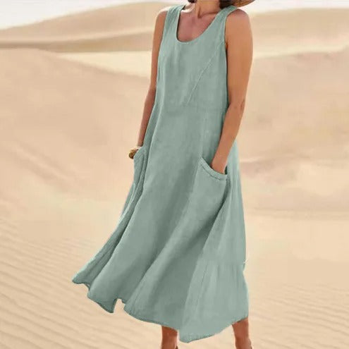 Elle | Linen dress with pockets